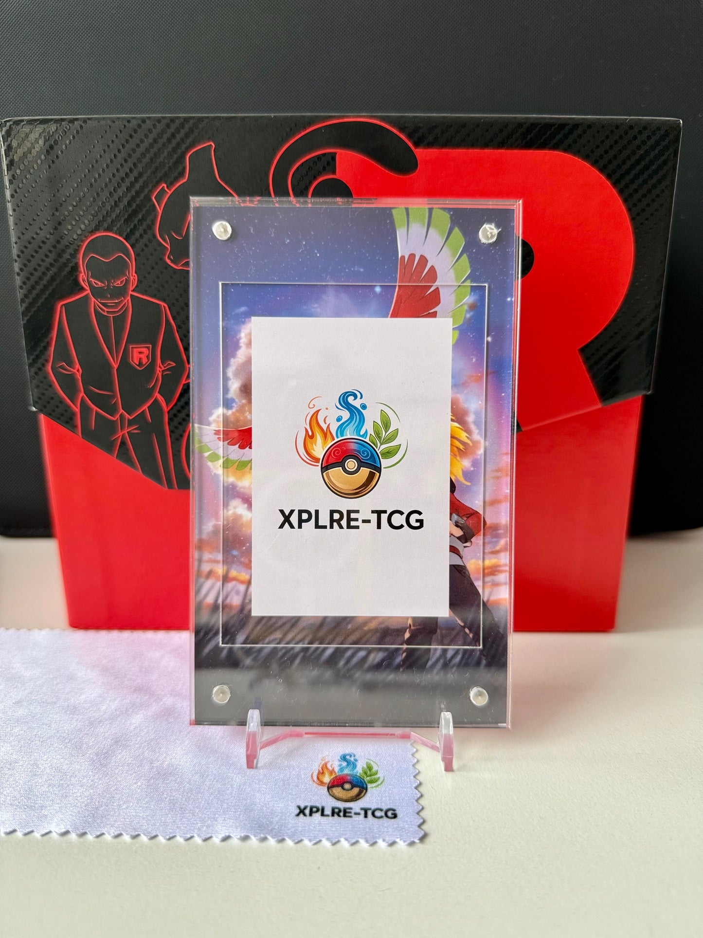 MOneC Case - Magnetische Acrylcase mit exklusiven Artworkerweiterungen (Ewige Rivalen)